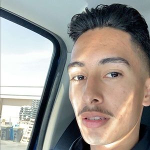 Meet your Posher, Estevan